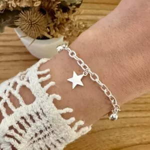 Pulsera estrellas colgantes