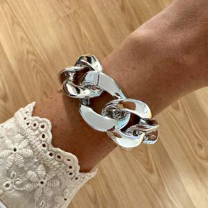 Pulsera grumet