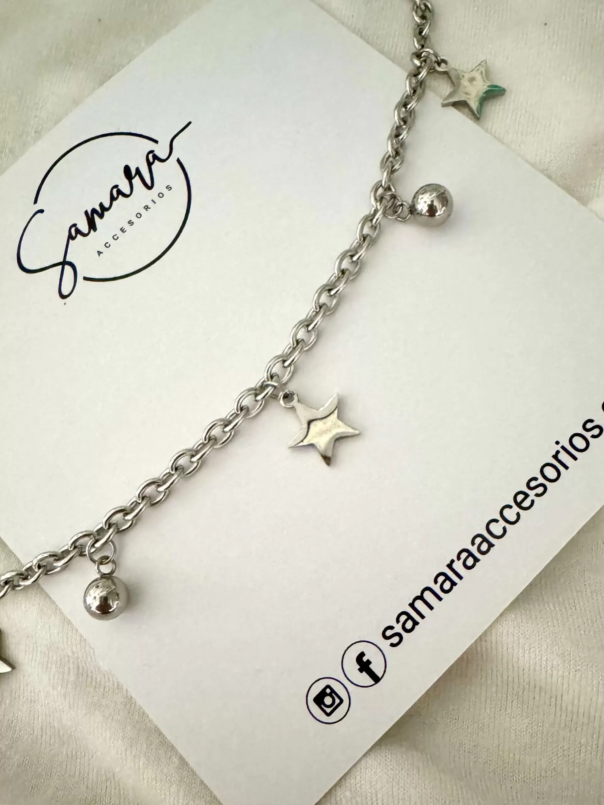 Pulsera estrellitas