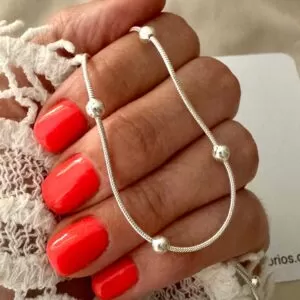 Collar clapton con bolitas 50 cm.