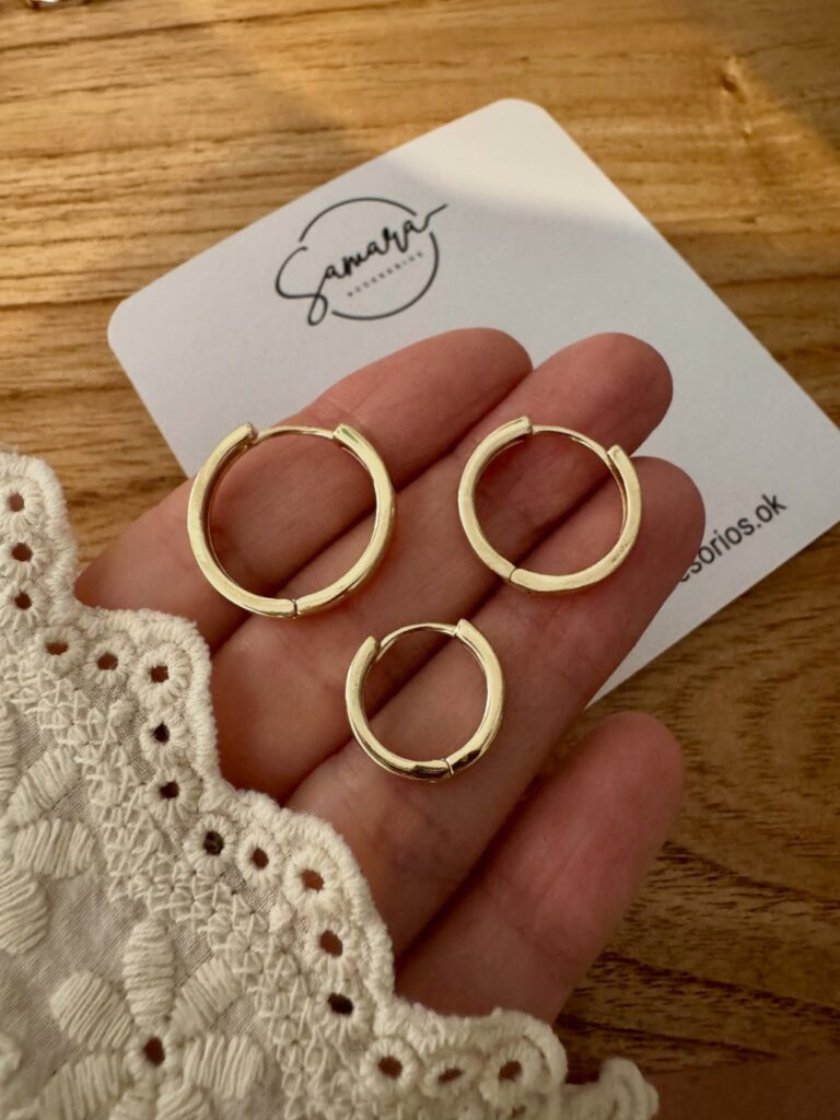 Instagram post from samaraaccesorios.ok. This post is in position 10.