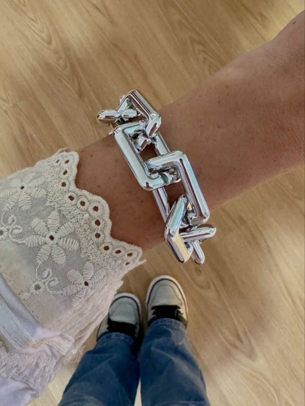 Instagram post from samaraaccesorios.ok. This post is in position 2.