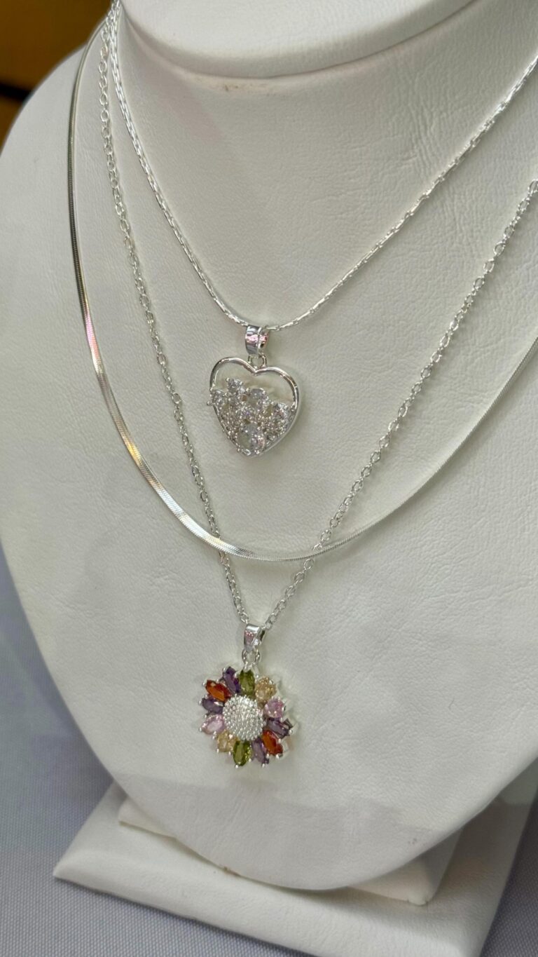 Instagram post from samaraaccesorios.ok. This post is in position 12.