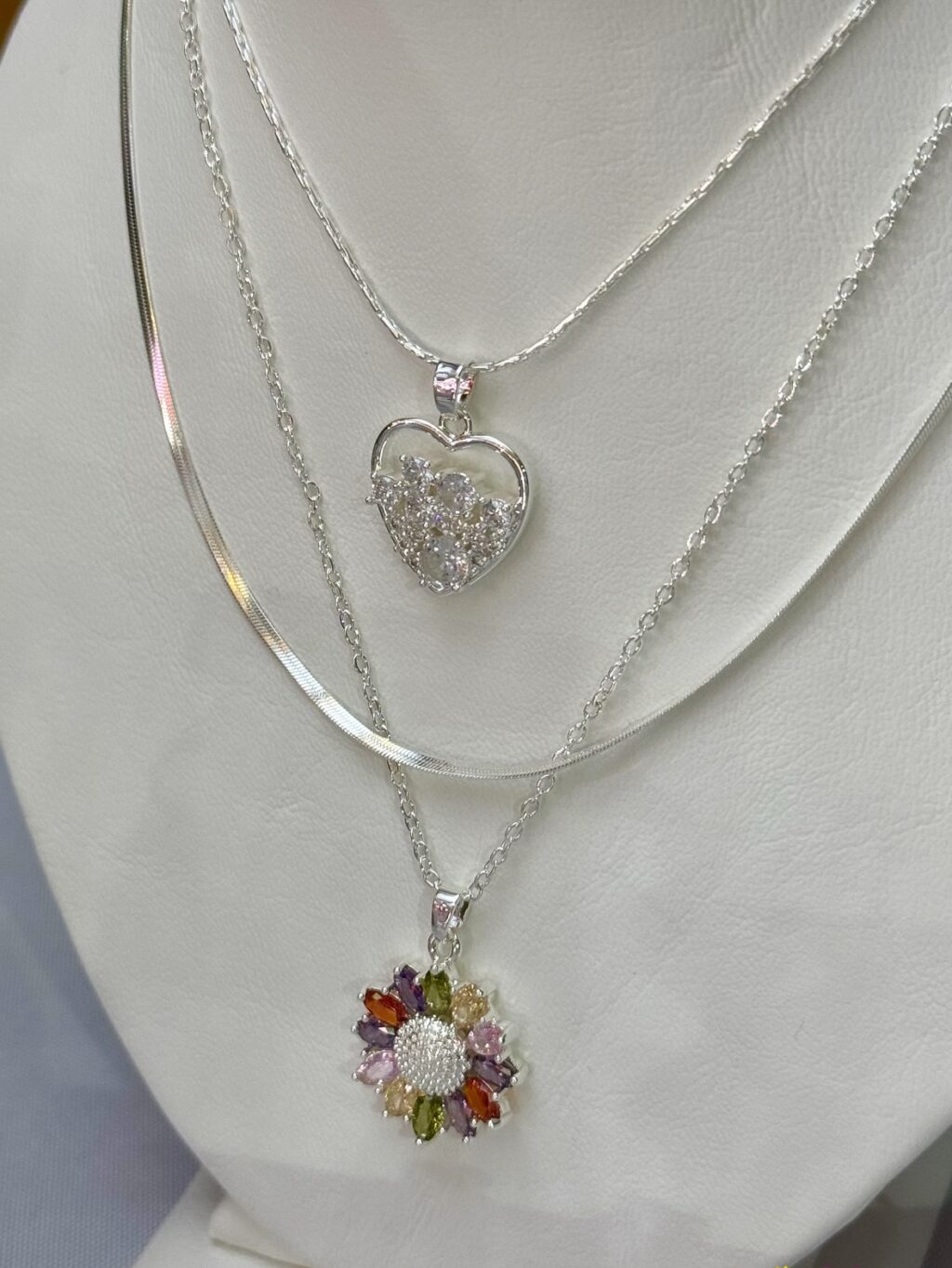 Instagram post from samaraaccesorios.ok. This post is in position 6.