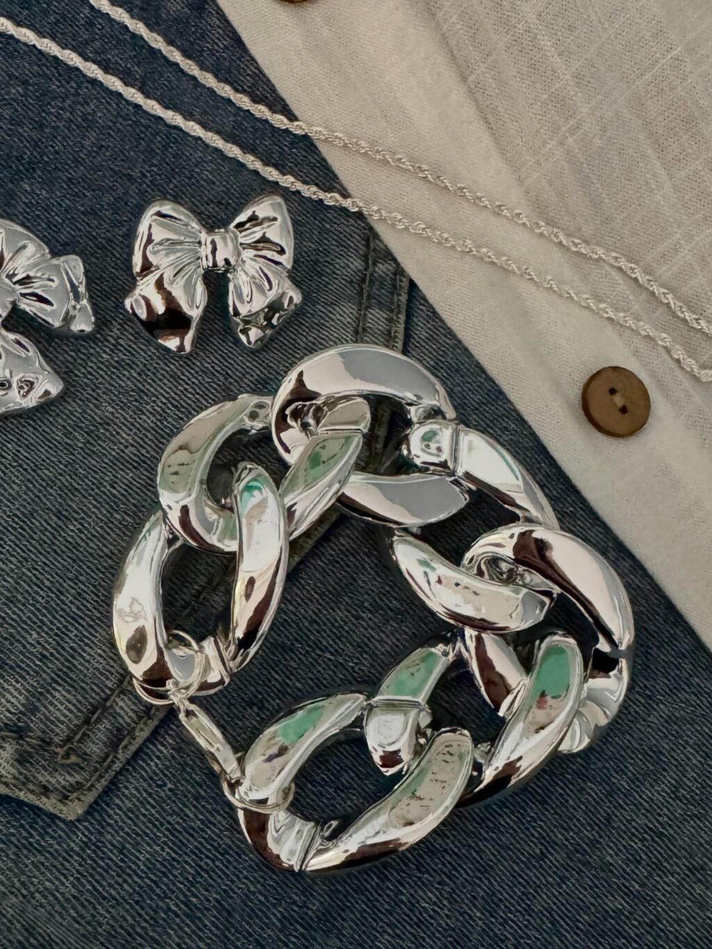 Instagram post from samaraaccesorios.ok. This post is in position 1.