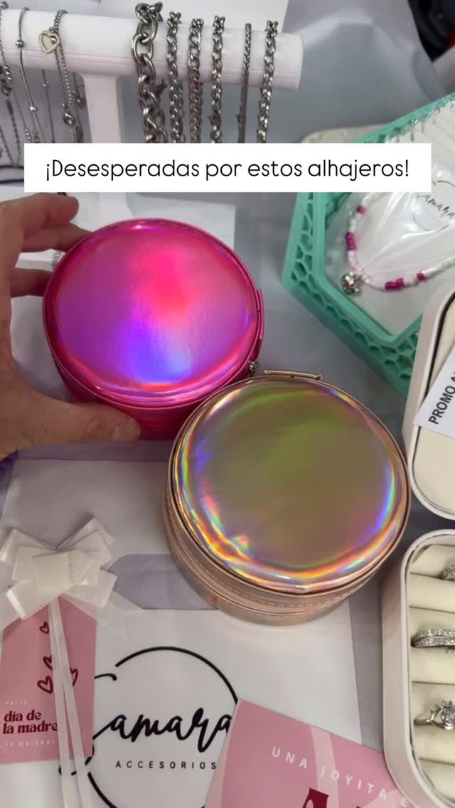 Instagram post from samaraaccesorios.ok. This post is in position 16.