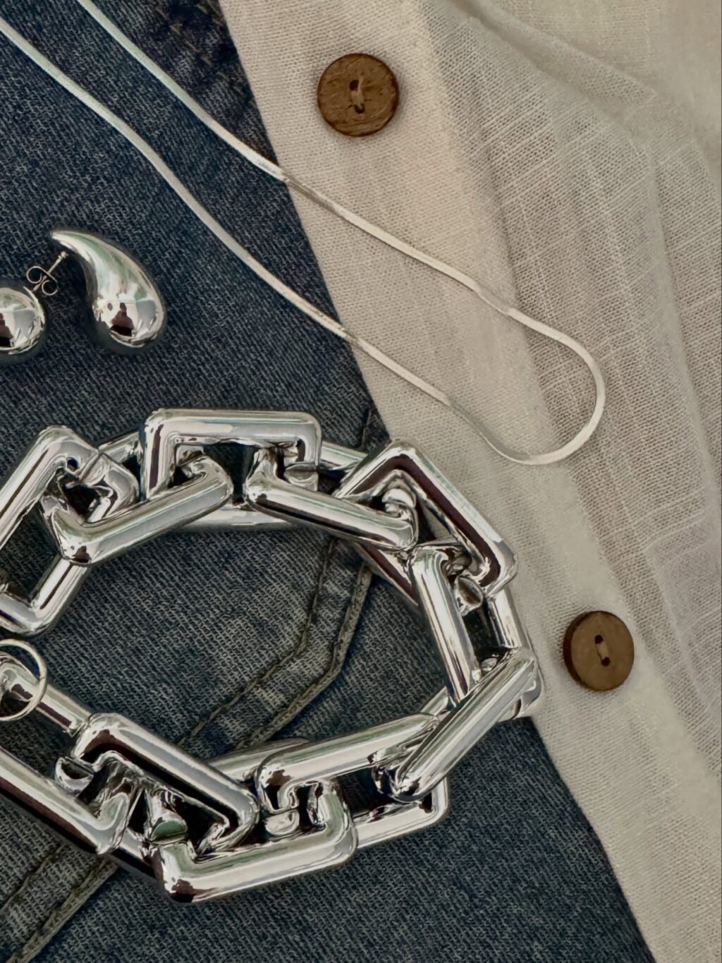 Instagram post from samaraaccesorios.ok. This post is in position 0.